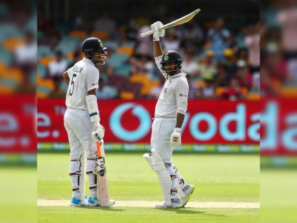 India vs Australia, 4th Test: From 186 for 6 to 336 for 10, India have added 150 runs for the last 4 wickets | India vs Australia, 4th Test : बंदो में है दम!; वॉशिंग्टन-शार्दूल यांनी 'सुंदर' खेळी, टीम इंडियाच्या शेपटानं कांगारूंना झोडपले!