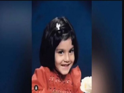 Sunny Leone Shares Her Childhood Photos | फोटोत दिसणारी चिमुरडीला ओळखले का? आज बनली आहे सगळ्यात बोल्ड अभिनेत्री