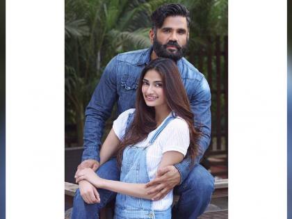 athiya shetty kl rahul wedding suniel shetty actor reacts on rumors bollywood | 'आमच्याकडे लग्नाच्या तयारीला सुरुवात..'; अथियाच्या लग्नावर सुनील शेट्टीची पहिली प्रतिक्रिया