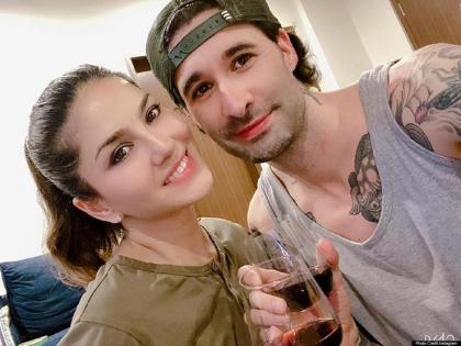 बॉलिवूड अभिनेत्री सनी लिओनीने नवरा डेनियल वेबरसोबत साजरा केला लग्नाचा 9वा वाढदिवस, पहा फोटो