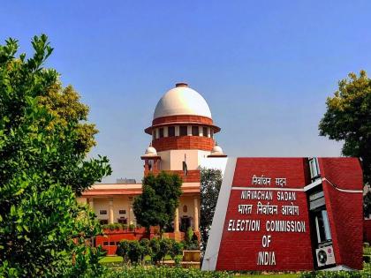 Election Commission stuck over one word, deadlock in Supreme Court during hearing on voter review | एका शब्दावरून निवडणूक आयोग अडकला, सर्वोच्च न्यायालयात मतदार पुनरावलोकनावरील सुनावणीवेळी झाली कोंडी