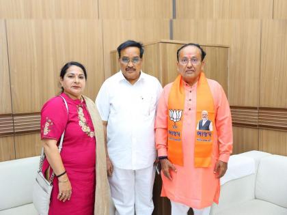 lok sabha elections 2024 BJP candidate Mukesh Dalal has won unopposed from Surat in Gujarat | लोकसभा निवडणुकीत भाजपनं उघडलं विजयाचं खातं; इतर सर्व उमेदवारांची माघार अन्...