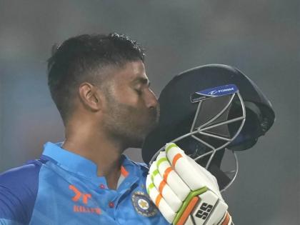 Suryakumar Yadav created history after his hundred vs Sri Lanka, he became a highest rating points Indian players in T20I | सूर्यकुमार यादवने इतिहास रचला; विराट, रोहित यांनाही जमला नाही असा पराक्रम, ICC कडून विशेष कौतुक 