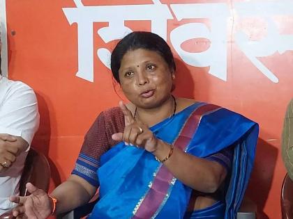 Does BJP have an option other than one person? : Question by Sushma Andhare | भाजपकडे एका व्यक्तीशिवाय पर्याय आहे का? सुषमा अंधारे यांचा सवाल