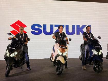 दमदार फीचर्ससह भारतात लॉन्च झाली Suzuki ची स्टायलिश मॅक्सी स्कूटर, जाणून घ्या किंमत... - Marathi News | Suzuki Burgman 2026: Suzuki's stylish maxi scooter launched in India with powerful features, know the price | Latest auto News at Lokmat.com