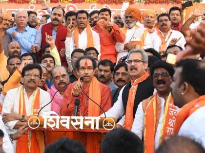 Reservation of Maratha community due to Uddhav Saheb's foresight, post-mortem of Shiv Sena | उद्धव साहेबांच्या दूरदृष्टीमुळेच मराठा आरक्षणाचा मार्ग मोकळा, शिवसेनेची पोस्टरबाजी