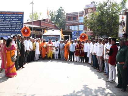 A six-state tour; Commencement of Palkhi Paduka Parikrama with chanting of Swami Samarth Maharaj Ki Jai | सहा राज्याचा प्रवास; स्वामी समर्थ महाराज की जयच्या जयघोषात पालखी पादुका परिक्रमेस प्रारंभ