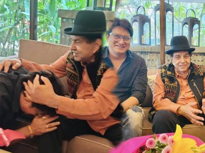 marathi actor Swapnil Rajshekhar met Dharmendra Deol at his residence fan moment | मराठी अभिनेता जेव्हा बॉलिवूडच्या HE MAN ला भेटतो, म्हणाला, 'धरम्याला भेटुन मला हेच...'