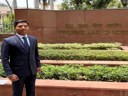 UPSC Result 2021: Fruit seller to chartered officer, Successful journey of Swapnil Mane | UPSC Result 2021: फळविक्रेता ते सनदी अधिकारी, सिद्धनेर्लीच्या स्वप्निल मानेंची गरुडझेप