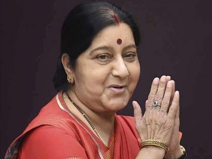 Sushma Swaraj Birth Anniversary facts about Iron Lady of India | एका ट्विटवर समस्या सोडवणाऱ्या, मदतीसाठी तत्पर असणाऱ्या सुषमा स्वराज यांची जयंती; नेटकऱ्यांकडून आदरांजली