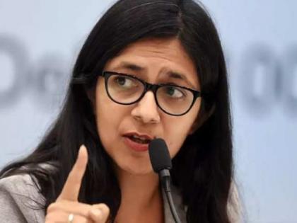 Swati Maliwal summons Justdial to investigate its role in promoting sex rackets in spas | महिला आयोगाच्या अध्यक्षांनी स्पा मसाजसाठी पाठवला मेसेज, 150 कॉलगर्ल्सची मिळाली 'रेट लिस्ट'