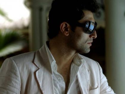 Shiney ahuja rising star whose career destroyed after rape allegation | यशाच्या शिखरावर असताना एक चुक झाली अन् बर्बाद झाले 'या' बॉलिवूड अभिनेत्याचे करिअर