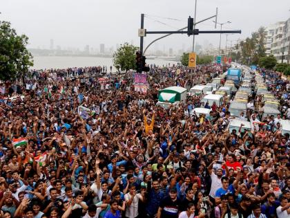 in mumbai mobile phones and missing complaint filed queue at police station for complaint after T20 world cup parade | कोणाचा मोबाइल, कोणाचे मूल हरवले; विजयोत्सवानंतर तक्रारींसाठी पोलीस ठाण्यात रांग