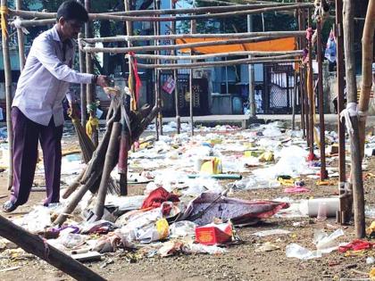 Diwali is gone, but the trash remains; Fireworks Stallholders negligence | दिवाळी सरली, पण कचरा कायम; फटाके स्टॉलधारकांची निष्काळजी