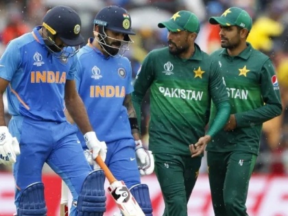 T20 World Cup 2021 can be shifted to UAE from India, claims Pakistan Cricket Board CEO Wasim Khan | २०२१चा ट्वेंटी-20 वर्ल्ड कप भारतातून UAEत शिफ्ट होणार; पाकिस्तान क्रिकेट मंडळाचा दावा