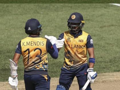 T20 World Cup, SL vs NED : Kusal Mendis (79), Charith Asalanka (31) power SRI LANKA to 162/6 vs NETHERLANDS, Watch Video  | T20 World Cup, SL vs NED : कुसल मेंडिसने १० चेंडूंत चोपल्या ५० धावा! धडपडले अन् सावरले, श्रीलंकेने तगडे लक्ष्य उभे केले, Video 