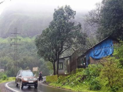 Tourists always prefer to go to Tamhni Ghat road, but road of forest department. | पर्यटकांच्या नेहमीच पसंतीस उतरणा-या ताम्हिणी घाट रस्त्याला वन विभागाचा '' खो ''