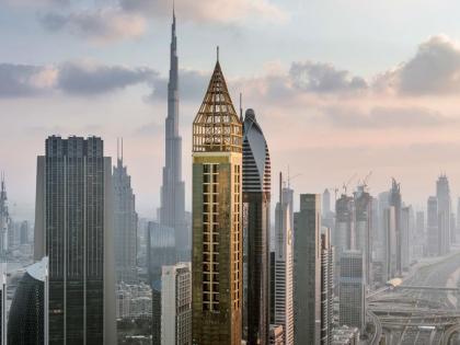 असं आहे दुबईत बांधलेलं जगातील सर्वात उंच हॉटेल
