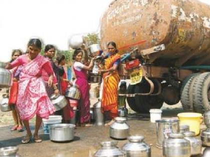 Water scarcity situation in Satara district is critical, Water supply by tanker to one lakh people | सातारा जिल्ह्यात पाणी टंचाईची स्थिती भयावह; एक लाख लोकांची तहान टॅंकरवर