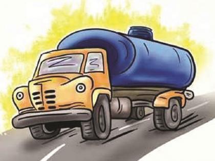 A woman was crushed by a speeding tanker at Wazirabad Chowk in Nanded | नांदेडच्या वजिराबाद चौकात भरधाव टँकरने महिलेला चिरडले