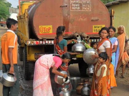 Satara: The rain came running; The number of tankers increased from 218 to 32! Supply only to 43 villages and 163 wadis | पाऊस आला धावून; टँकरची संख्या २१८ वरून आली ३२ वर! ४३ गावे अन् १६३ वाड्यांनाच पुरवठा