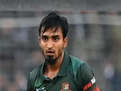 T20 World Cup 2024 Updates Bangladesh player Tanzim Hasan fined 15 per cent match fee for breaching ICC Code of Conduct, read here details  | कर्णधार रोहितला भिडला! ICC ने धडा शिकवला; बांगलादेशच्या खेळाडूवर मोठी कारवाई