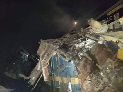 6 killed, 40 injured in train accident in Andhra Pradesh; PM Narendra Modi's call to Railway Minister | आंध्र प्रदेशमधील ट्रेन दुर्घटनेत ६ जणांचा मृत्यू, ४० जखमी; PM मोदींचा रेल्वेमंत्र्यांना फोन