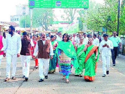 Cleanliness campaign by Trimbak Municipality | त्र्यंबक नगरपालिकेतर्फे स्वच्छता मोहीम