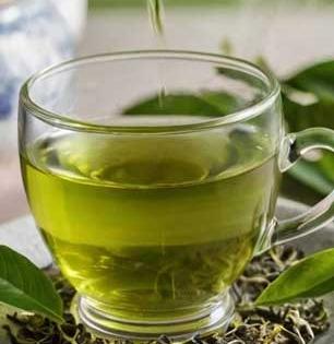 एक कप स्पेशल चाय और बाते!! सांगा तुम्ही कसा चहा पिता? कडक आवडतो की लिंबू मारके? प्रकार अनेक पण प्रेम एकच ...