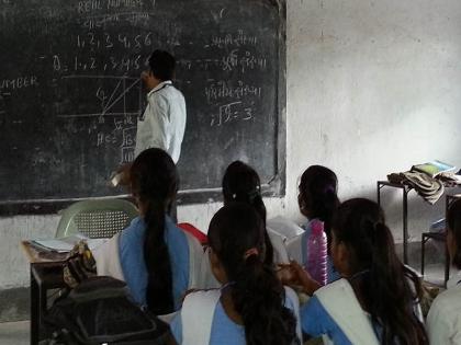 Teacher Recruitment: Extension of time to complete self certification, only half a lakh applications in 14 days | शिक्षक भरती : स्व प्रमाणपत्र पूर्ण करण्यासाठी मुदतवाढ, १४ दिवसांत केवळ सव्वा लाख अर्ज