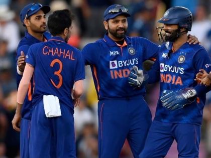 IND vs SL, Asia Cup 2022: Team India will change completely after the defeat against Pakistan, this will be the playing 11 against Sri Lanka | IND vs SL: पाकिस्तानविरुद्धच्या पराभवानंतर पूर्णपणे बदलणार टीम इंडिया, श्रीलंकेविरुद्ध अशी असेल प्लेइंग ११