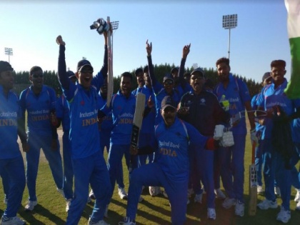 India's spectacular winning opening, hard-hitting Rival Pakistan | भारताची शानदार विजयी सलामी, कट्टर प्रतिस्पर्धी पाकिस्तानला लोळवले