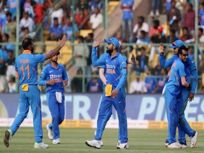 India vs Australia, 3rd ODI: Steve Smith's century, but Team India restrict Australia to a total of 286/9 after 50 overs | India vs Australia, 3rd ODI: स्टीव्ह स्मिथचे शतक, पण टीम इंडियाची सामन्यावर पकड