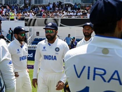 India vs West Indies 1st Test : Virat Kohli's & Rohit Sharma's photo shoot; Team India in new jersey, netizens not happy | टीम इंडियाच्या जर्सीवरून 'India' गायब; नव्या जर्सीवरून नेटीझन्स नाराज 