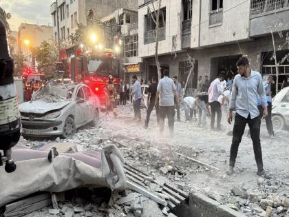 Israel attacked Iran despite Donald Trump's warning, Tehran was shaken by explosions! | डोनाल्ड ट्रम्प यांच्या इशाऱ्यानंतरही इस्रायलने केला इराणवर हल्ला, तेहरान स्फोटांनी हादरले! Israel attacked Iran despite Donald Trump's warning, Tehran was shaken by explosions! | डोनाल्ड ट्रम्प यांच्या इशाऱ्यानंतरही इस्रायलने केला इराणवर हल्ला, तेहरान स्फोटांनी हादरले!