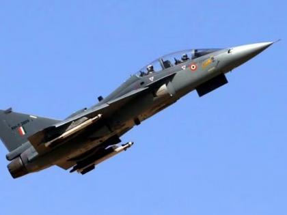 The Indian Air Force will now get huge Tejas, 97 planes, 150 helicopters | हवाई दलाला आता मिळणार प्रचंड ‘तेज’स, ९७ विमाने, १५० हेलिकॉप्टरची खरेदी