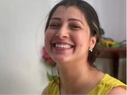 Tejaswini Pandit breathtakingly beautiful In This laughing smiling Photo trending on social media | ‘हिरड्या दाखवून हसण्याची मला लाज वाटत नाही’, सोशल मीडियावर व्यक्त झाली तेजस्विनी पंडित