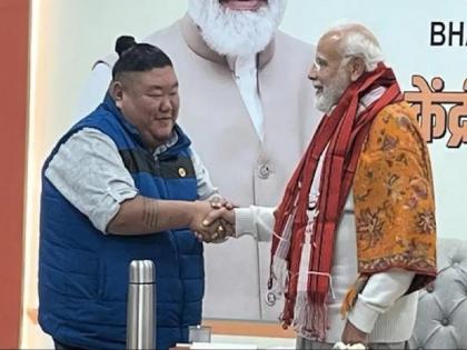 'Weak-minded people should not watch the video', Nagaland minister Temjen Imna Along shares PM Modi's VIDEO... | ‘कमकुवत मनाच्या लोकांनी व्हिडिओ पाहू नये', नागालँडच्या मंत्र्याने शेअर केला PM मोदींचा 'तो' VIDEO...