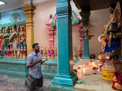 Why insist on going to the temple, even though the god in the temple and the god in the temple are the same? Read on! | देव्हाऱ्यातले देव आणि मंदिरातले देव एकच असतानाही, मंदिरात जाण्याचा आग्रह का? वाचा!