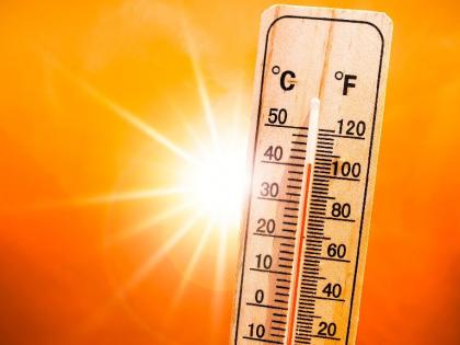 weather alert : Heat wave in several parts of north Maharashtra, Marathwada and Vidarbha | ढगाळ वातावरण निवळले; विदर्भ पुन्हा भाजला, मराठवाडाही तापला