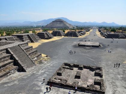 Unknown and mysterious structures with creepy origins | जगातल्या 'या' पाच ठिकाणांवरील धूळ तर काढली, पण यांचा इतिहास आजही आहे रहस्य...