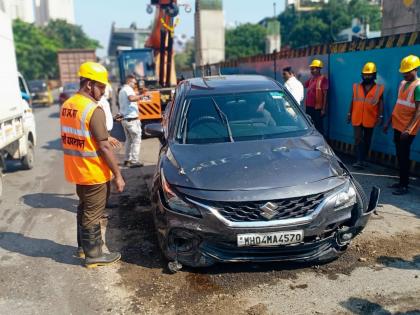 As the driver lost control the car hit the divider | चालकाचा ताबा सुटल्यामुळे कारची दुभाजकाला धडक; वाहनचालक डॉक्टर बचावले