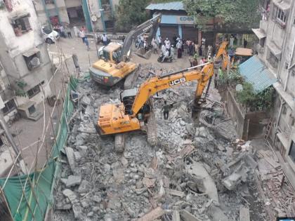 Action on unauthorized constructions in Diva, Mumbra, Kalwa, Majivada-Manpada | दिवा, मुंब्रा, कळवा, माजिवडा-मानपाडा येथील अनधिकृत बांधकामांवर कारवाई