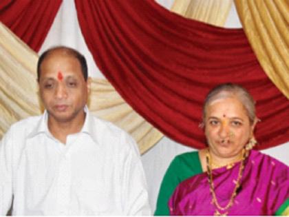 The love story of Kulkarni couple has blossomed. | त्यांच्या प्रेमाचे सूर सुरेल झाले अन् संसाराचा मोगरा बहरला, कुलकर्णी दाम्पत्याची लव्ह स्टोरी The love story of Kulkarni couple has blossomed. | त्यांच्या प्रेमाचे सूर सुरेल झाले अन् संसाराचा मोगरा बहरला, कुलकर्णी दाम्पत्याची लव्ह स्टोरी