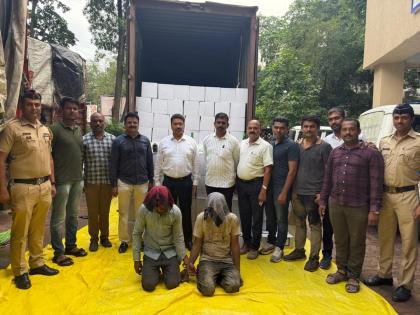 One crore 97 lakh rupees worth of foreign liquor seized in Thane Bhandarli | ठाण्यातील भंडार्लीमध्ये एक काेटी ९७ लाखांचे बनावट विदेशी मद्य जप्त; दाेघांना अटक