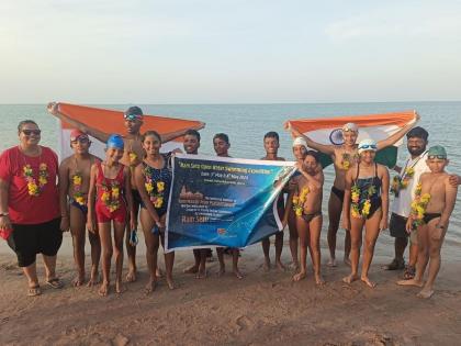 Thane: 12 Indian swimmers successfully swim the Palk Strait | Thane: १२ भारतीय जलतरणपटूंची पाल्क सामुद्रधुनी पोहण्याची यशस्वी मोहीम