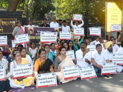 Thane: NCP-Sharad Chandra Pawar party protest in Thane to support farmers' march in Delhi | Thane: दिल्लीतील शेतकरी माेर्चाला पाठिंबा देण्यासाठी ठाण्यात राष्ट्रवादी काँग्रेस-शरदचंद्र पवार पक्षाचे धरणे आंदोलन