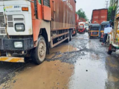 Potholes... Thane to Nashik is a deadly eight-hour journey; Examination of drivers up to Kasara | खड्डेच खड्डे... ठाणे ते नाशिक आठ तासांचा जीवघेणा प्रवास; कसाऱ्यापर्यंत वाहन चालकांची परीक्षा