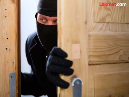 Gas stove, ceiling fan, home theater, everything was taken; the neighbor stole the household items | गॅस शेगडी, सिलिंग फॅन, होम थिएटर, सगळंच घेतले; शेजाऱ्यानेच घरातील साहित्य पळविले Gas stove, ceiling fan, home theater, everything was taken; the neighbor stole the household items | गॅस शेगडी, सिलिंग फॅन, होम थिएटर, सगळंच घेतले; शेजाऱ्यानेच घरातील साहित्य पळविले