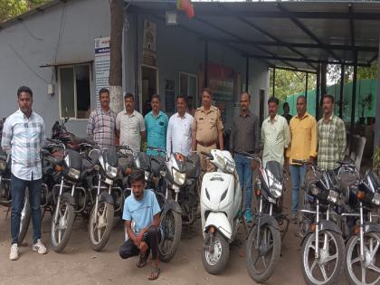 A thief from Karnataka who was caught while stealing a bike was arrested in Kolhapur | Kolhapur: हँडेल लॉक तोडून ११ दुचाकी लंपास; दुचाकी चोरतानाच सापडला कर्नाटकातील चोरटा